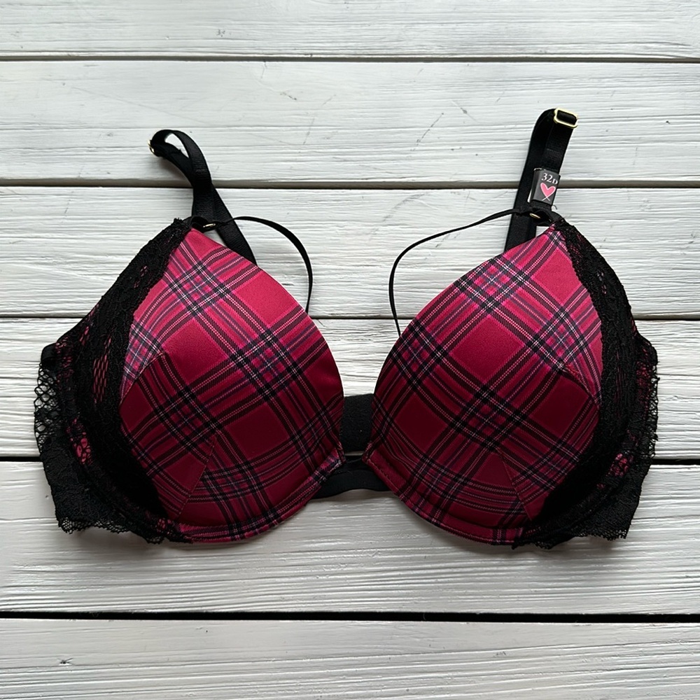 NWT Victorias Secret Very Sexy Push Up Bra Red Plaid Strappy/Lace Accents sz 32D